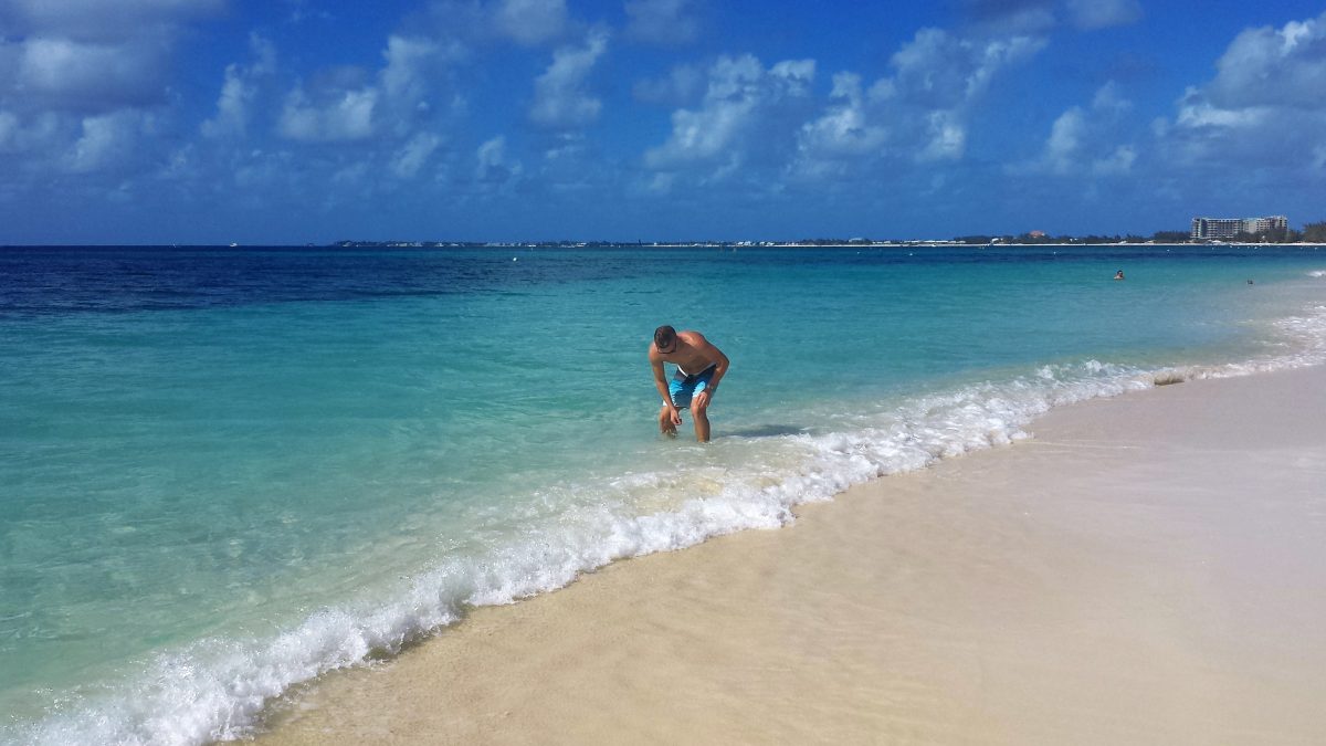 Grad Cayman beach