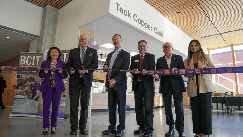 Ribbon cutting during the BCIT Teck Celebration event.