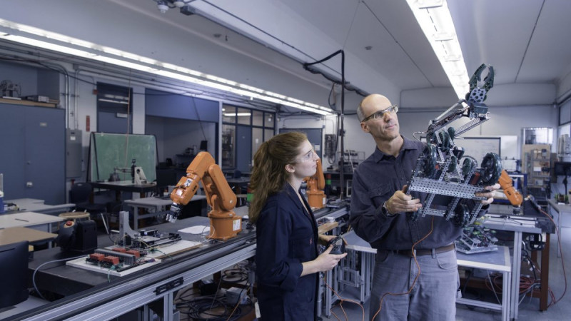 BCIT hosts annual high school robotics competition to support development of STEM workforce