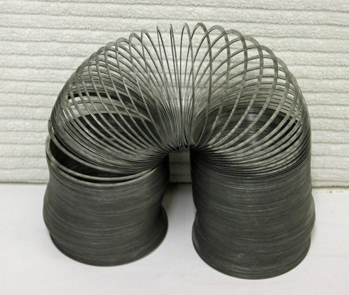 DVW03 - Longitudinal Waves with Slinky