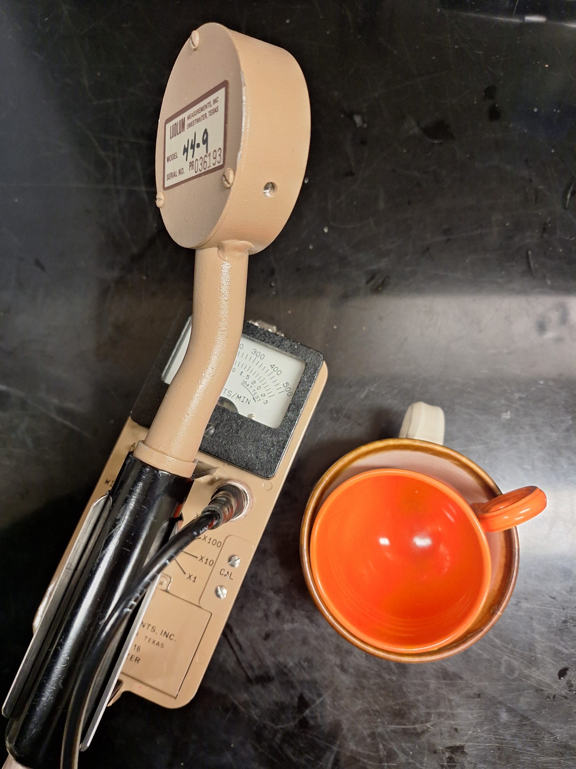 Radioactive Fiesta Tableware and Geiger Counter